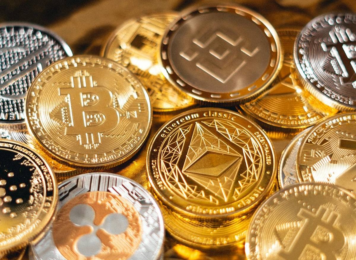 Silver and gold crypto coins