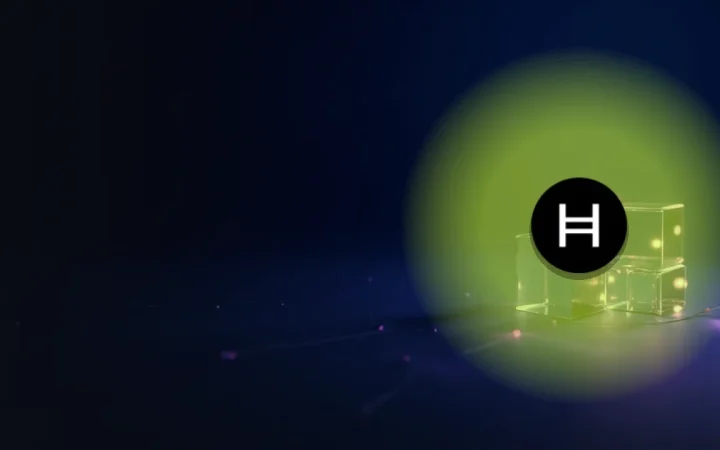 Het Hedera-logo boven een donkerblauw tafereel met glazen blokken en gloeiende violette lichtdraden.