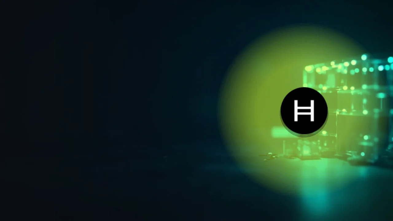 Das Hedera-Logo auf dunkelblauem Hintergrund mit leuchtenden türkisfarbenen Glasblöcken und Lichtlinien.