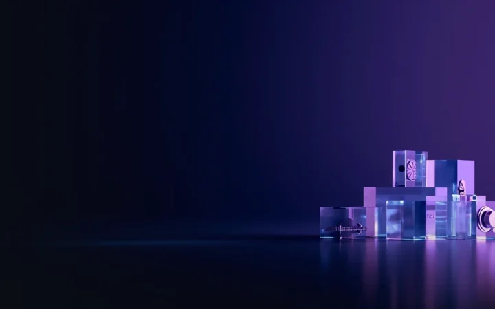 Glödande glasblock och paneler på en mörkblå bakgrund.