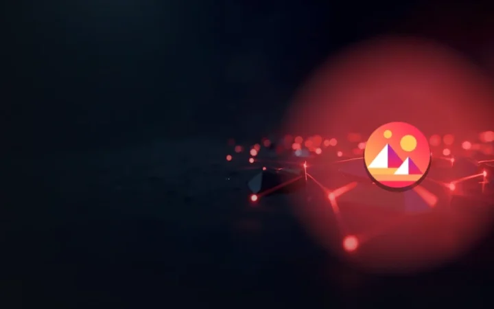 Decentraland-logoen over mørke landtomter av glass forbundet med røde lyslinjer på en marineblå bakgrunn.