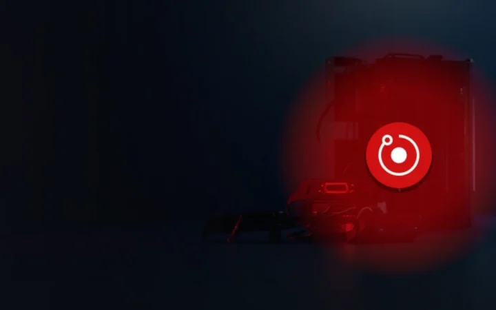 Render-logoet over en mørk navyblå scene med tomme GPU-kort og et serverrack, der gløder rødt.
