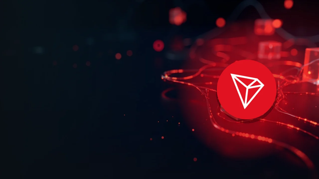 짙은 남색 배경 위에 빛나는 빨간 블록체인 요소들과 함께 있는 TRON 로고.