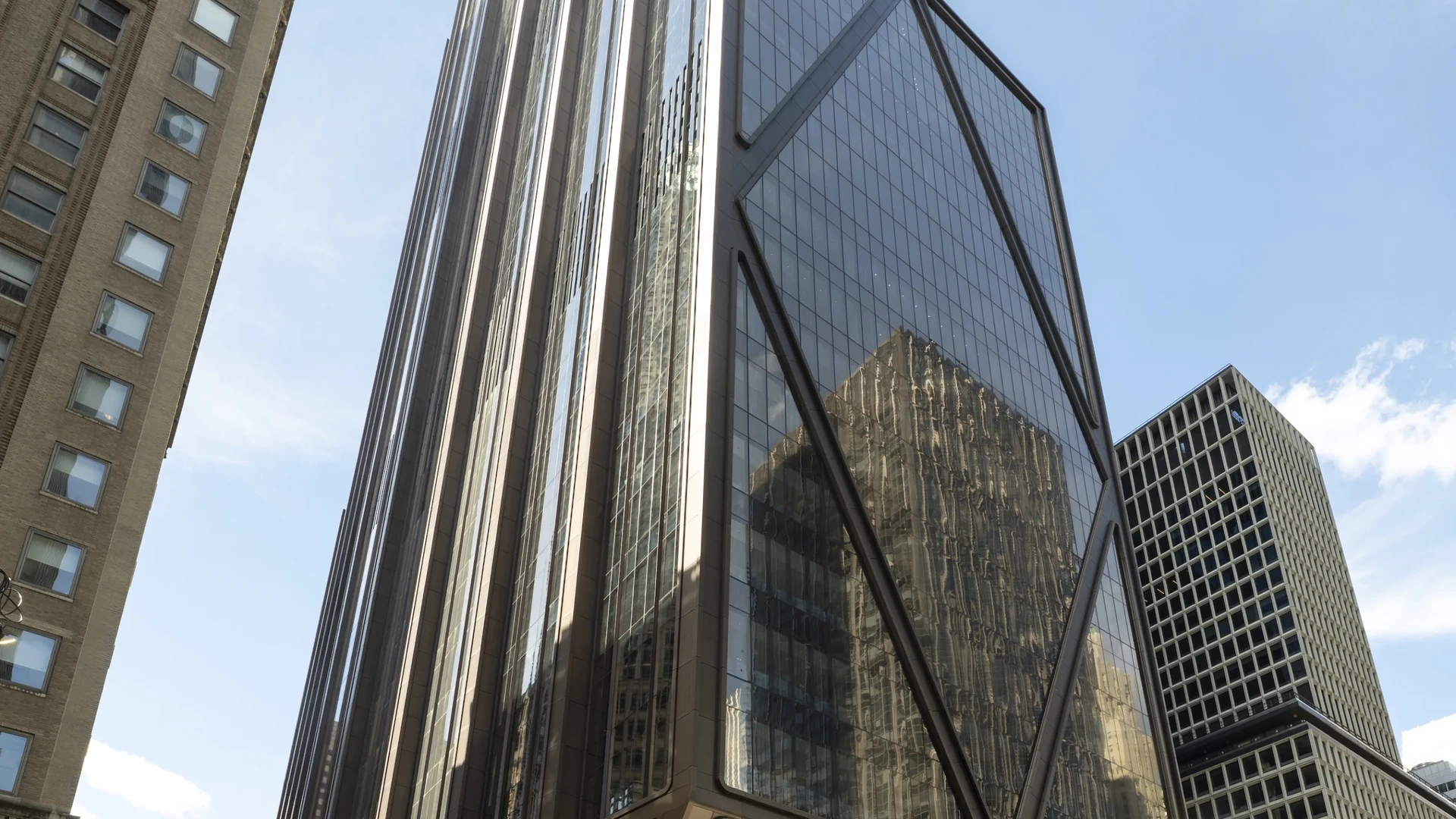 JPM Coin expands to Ethereum for institutional transactions on blockchain networks