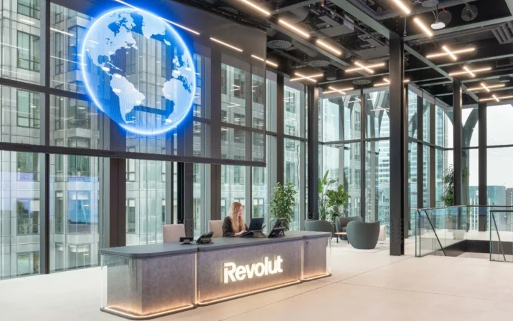 Revolut receives Gibraltar DLT licence for international crypto services