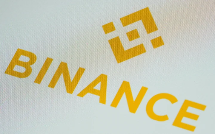 Binance investigates a possible hack and says user funds are safe