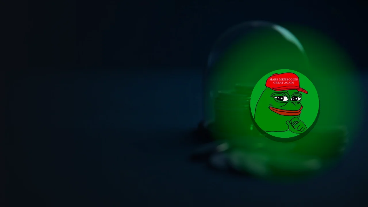 Pepe-logoet over et mørkt skrivebord med tomme møntstakke og en glaskuppel.