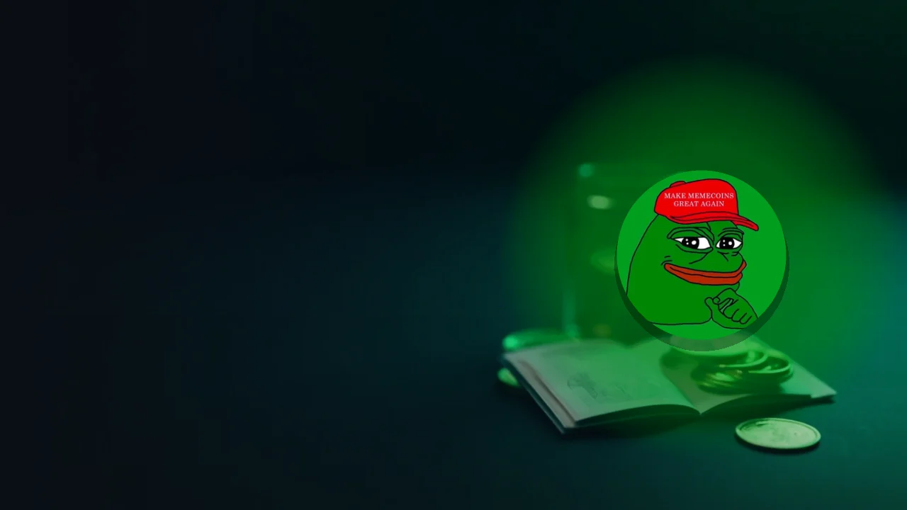 Das Pepe-Logo über einem dunkelblauen Hintergrund aus leeren Münzen, Papier und Glas in grünem Licht.