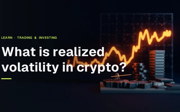 Titlen What is realized volatility in crypto over en mørk marineblå baggrund med en glødende orange takket prislinje og tomme metalbjælker.